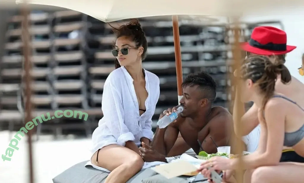 Shanina Shaik nude photo #0522 (shaninamshaik)