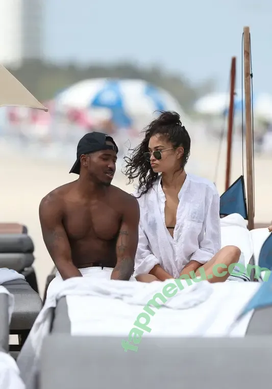 Shanina Shaik nude photo #0527 (shaninamshaik)