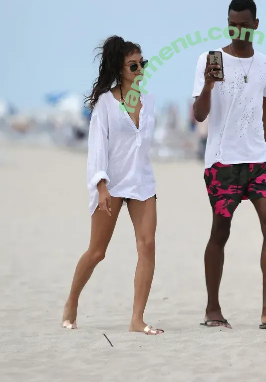 Shanina Shaik nude photo #0534 (shaninamshaik)