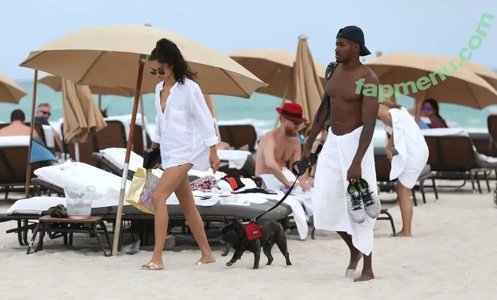 Shanina Shaik nude photo #0546 (shaninamshaik)