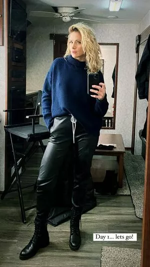 Shantel VanSanten / therealshantel nude photo #0352