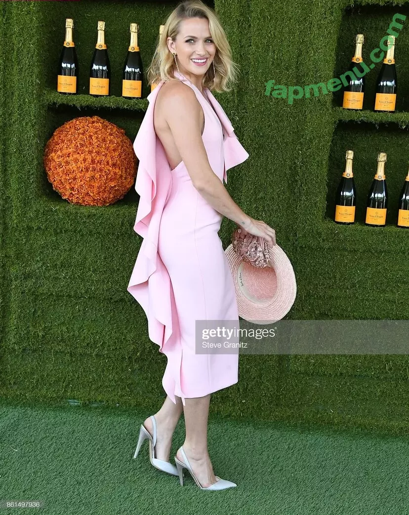 Shantel VanSanten nude photo #0403 (therealshantel)