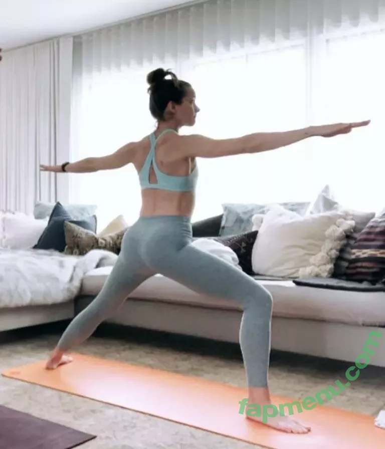 Shantel VanSanten nude photo #0475 (therealshantel)