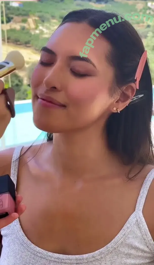 Shanti Tan nude photo #0605 (shantijoantan)