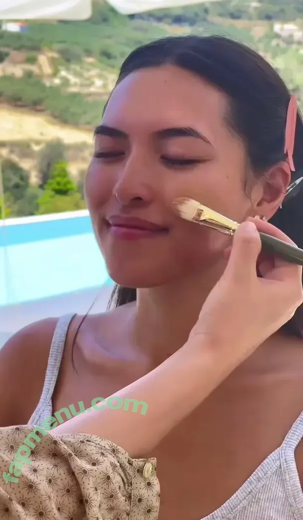 Shanti Tan nude photo #0624 (shantijoantan)