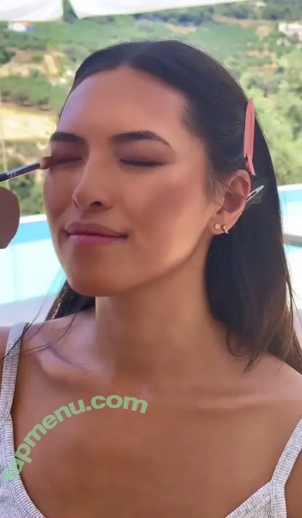 Shanti Tan nude photo #0631 (shantijoantan)