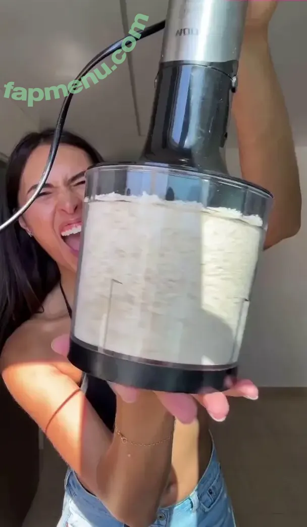 Shanti Tan nude photo #0658 (shantijoantan)