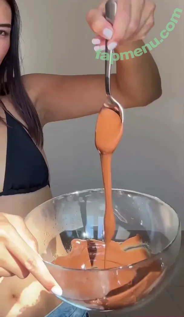 Shanti Tan nude photo #0671 (shantijoantan)