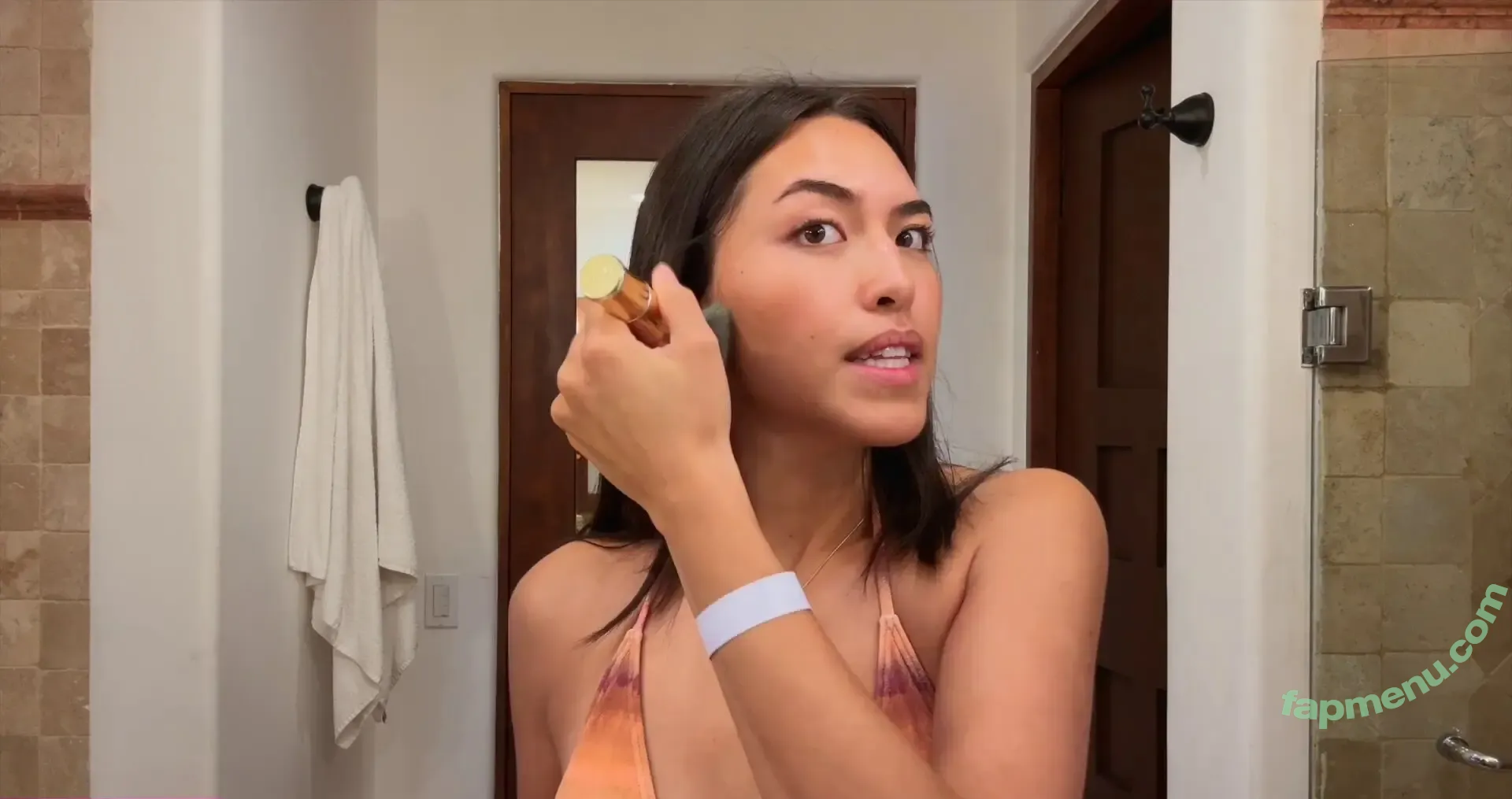 Shanti Tan nude photo #0715 (shantijoantan)