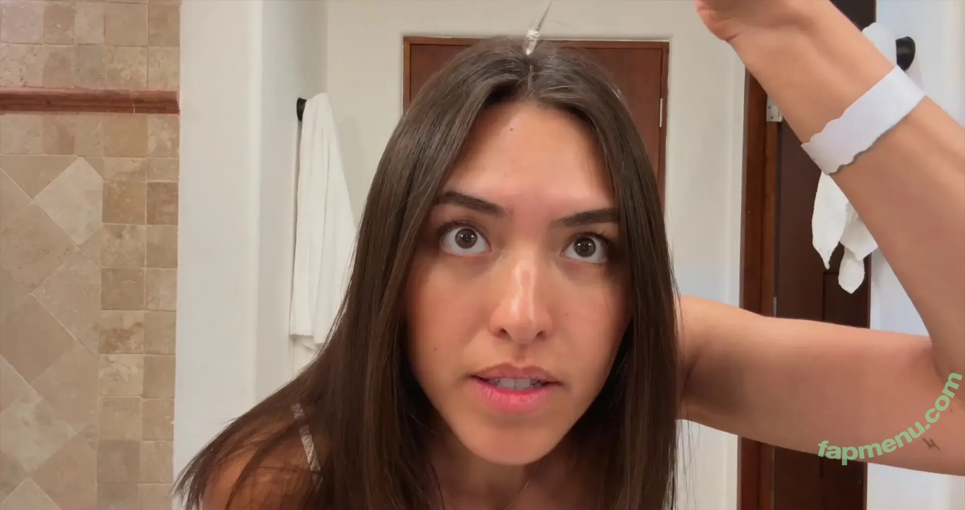 Shanti Tan nude photo #0790 (shantijoantan)