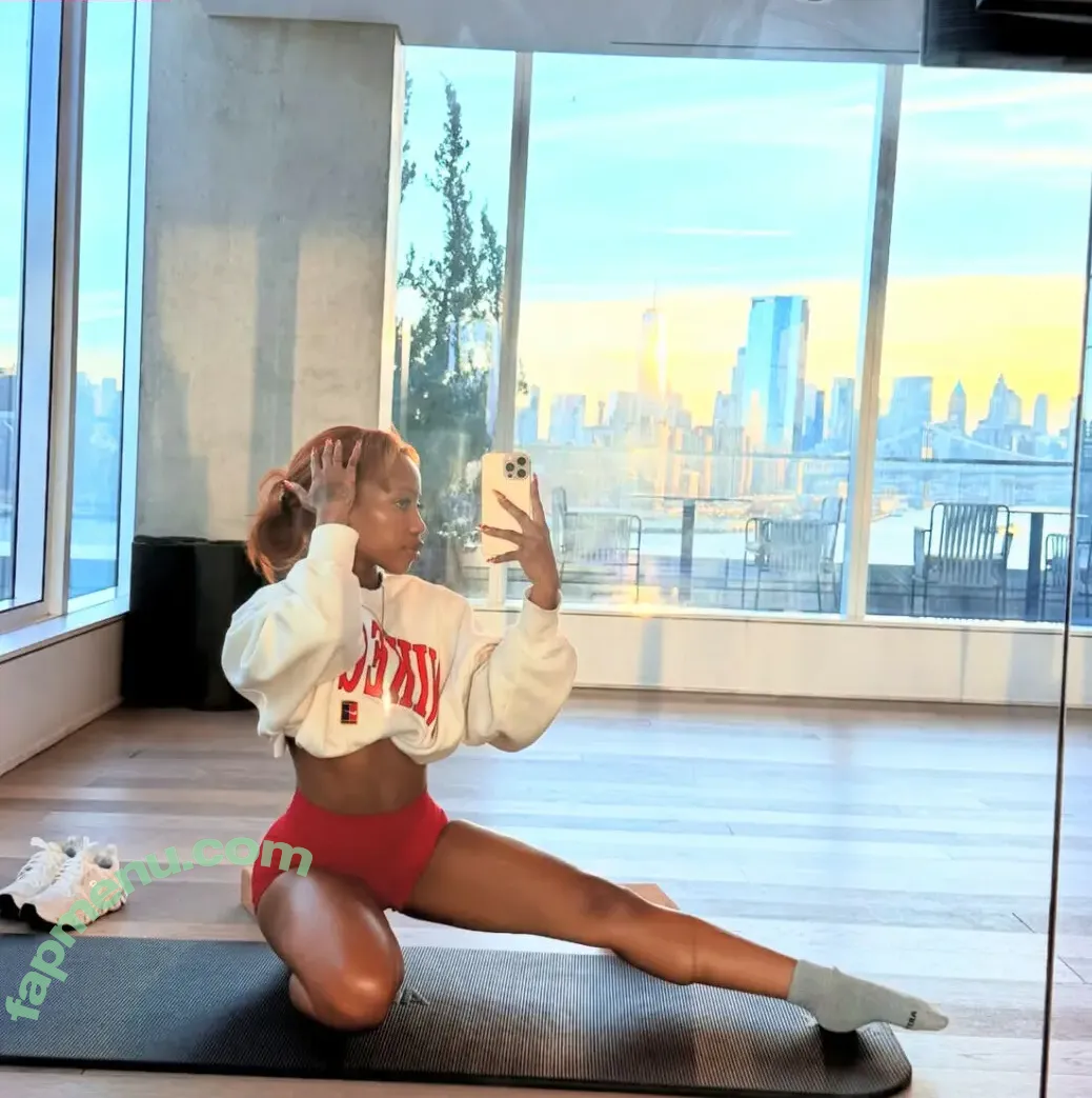 Shapedbylondon nude photo #0022 (Shapedbylondon)