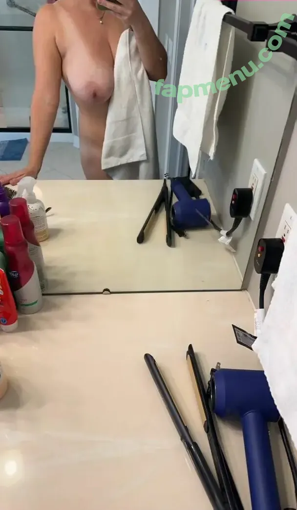 Sharedpilotswife nude photo #0139 (Ksplayplace / firstclass_upgrade)