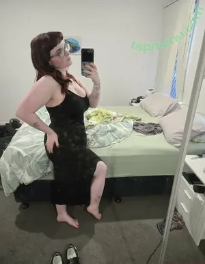 shari2001 / shaaarrri nude photo #0021