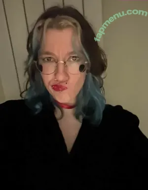 shark-fin33 / sharkfinshears nude photo #0015