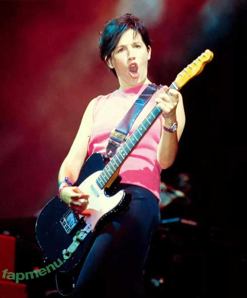 Sharleen Spiteri nude photo #0011 (sharleenspiteri)