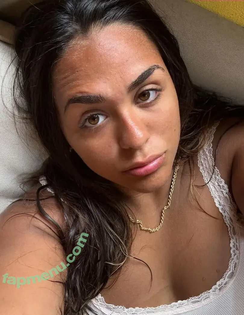 Sharon Casella nude photo #0051 (sh4r0n_01)