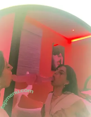 Sharon Goncalves / sharon222 / sharon_goncalves nude photo #0018