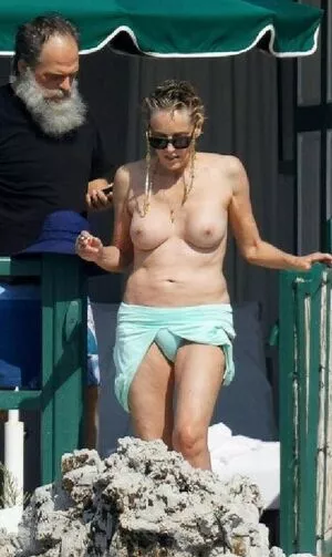 Sharon Stone / 160762733 / search / sharonstone nude photo #0094