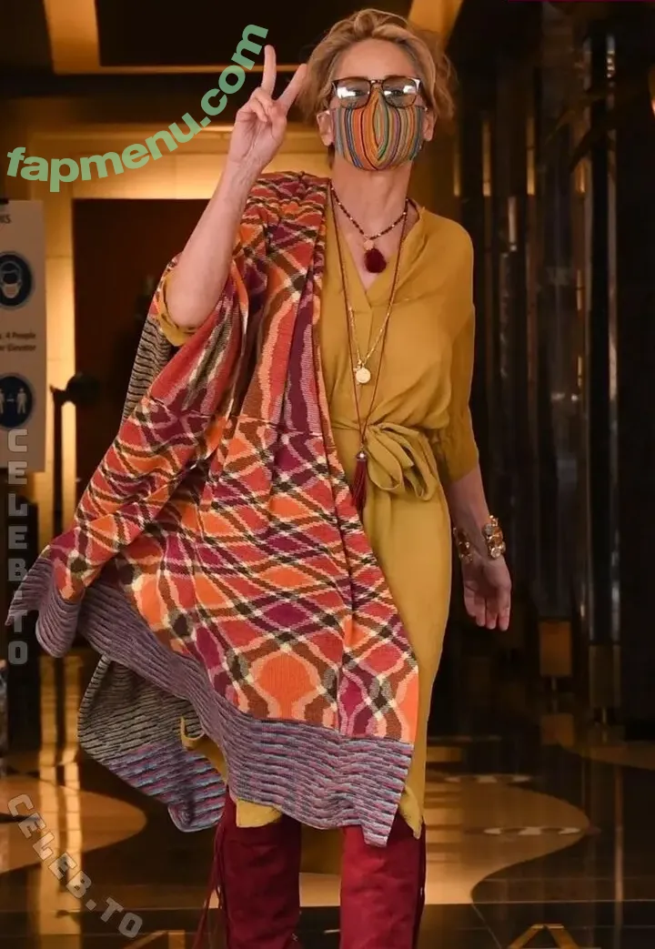 Sharon Stone nude photo #0563 (people / search / sharonstone)