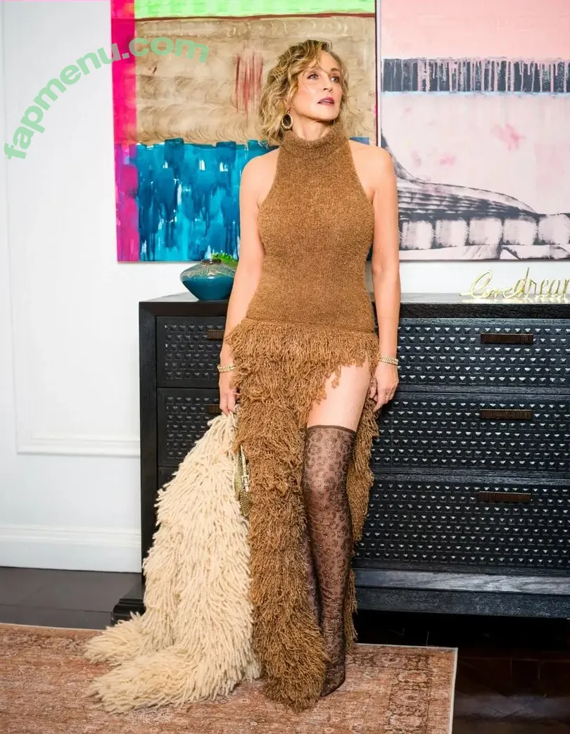 Sharon Stone nude photo #0577 (people / search / sharonstone)