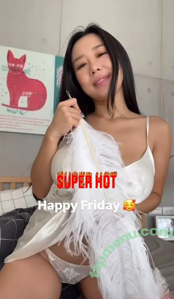 Sharon Wei nude photo #0034 (pyroman.tw / pysharon.tw)