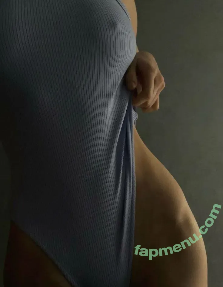 Sharon Wei nude photo #0081 (pyroman.tw / pysharon.tw)
