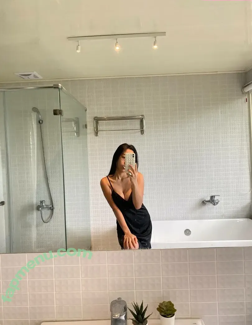 Sharon Wei nude photo #0101 (pyroman.tw / pysharon.tw)