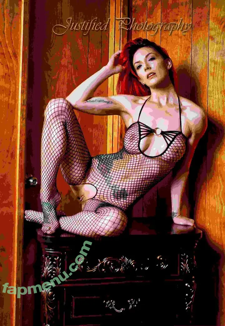 Shauna Toerner nude photo #0006 (shaunaishername / shaunatoerner)