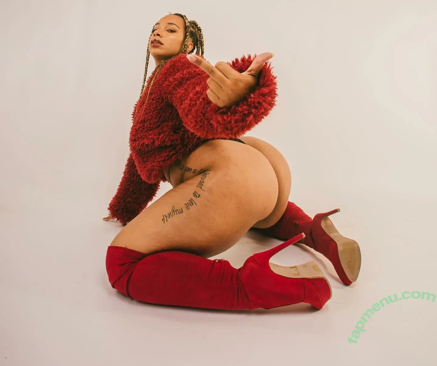 Shawna White nude photo #0005 (shawna_rosee2 / shawnaa_baby)