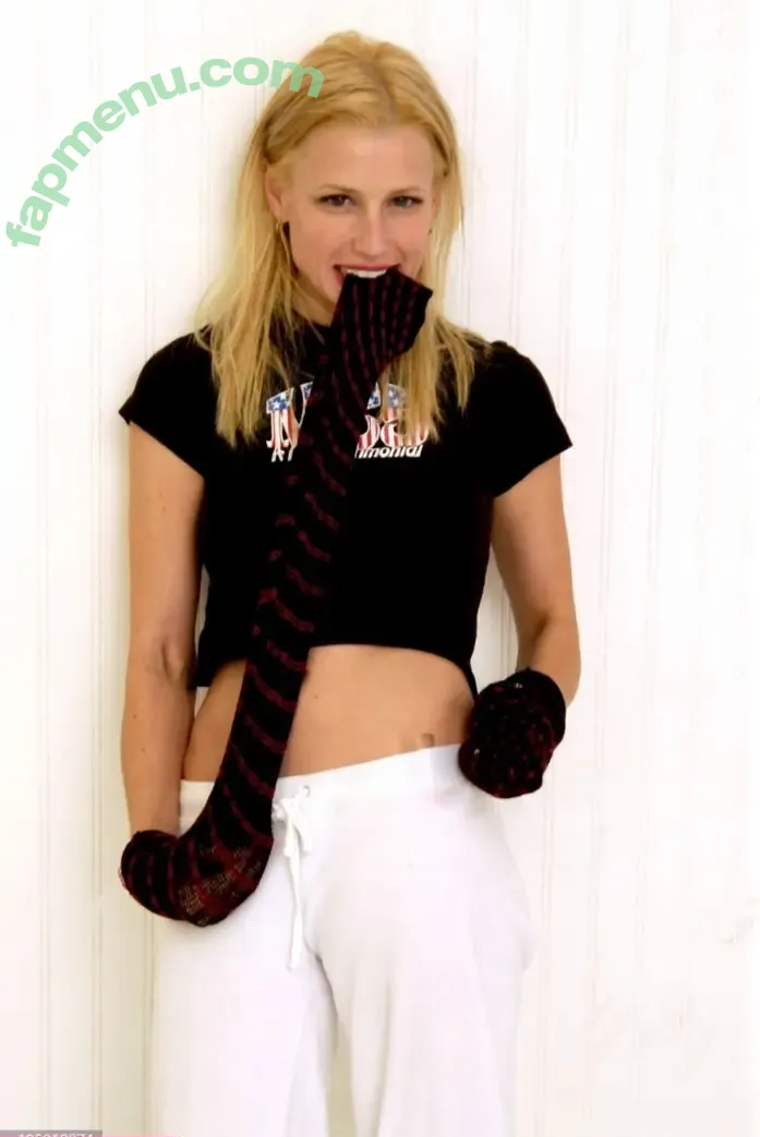 Shawnee Smith nude photo #0073 (shawneethesmiths)