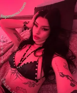 shawtysuzi / badbshawty / badbshawty333 nude photo #0181