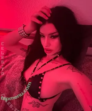 shawtysuzi / badbshawty / badbshawty333 nude photo #0184