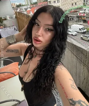 shawtysuzi / badbshawty / badbshawty333 nude photo #0196