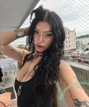 shawtysuzi / badbshawty / badbshawty333 nude photo #0197