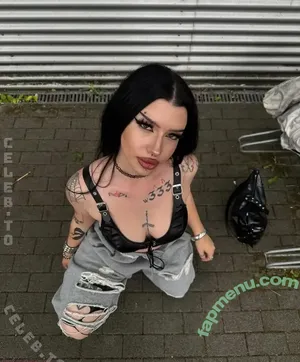 shawtysuzi / badbshawty / badbshawty333 nude photo #0221