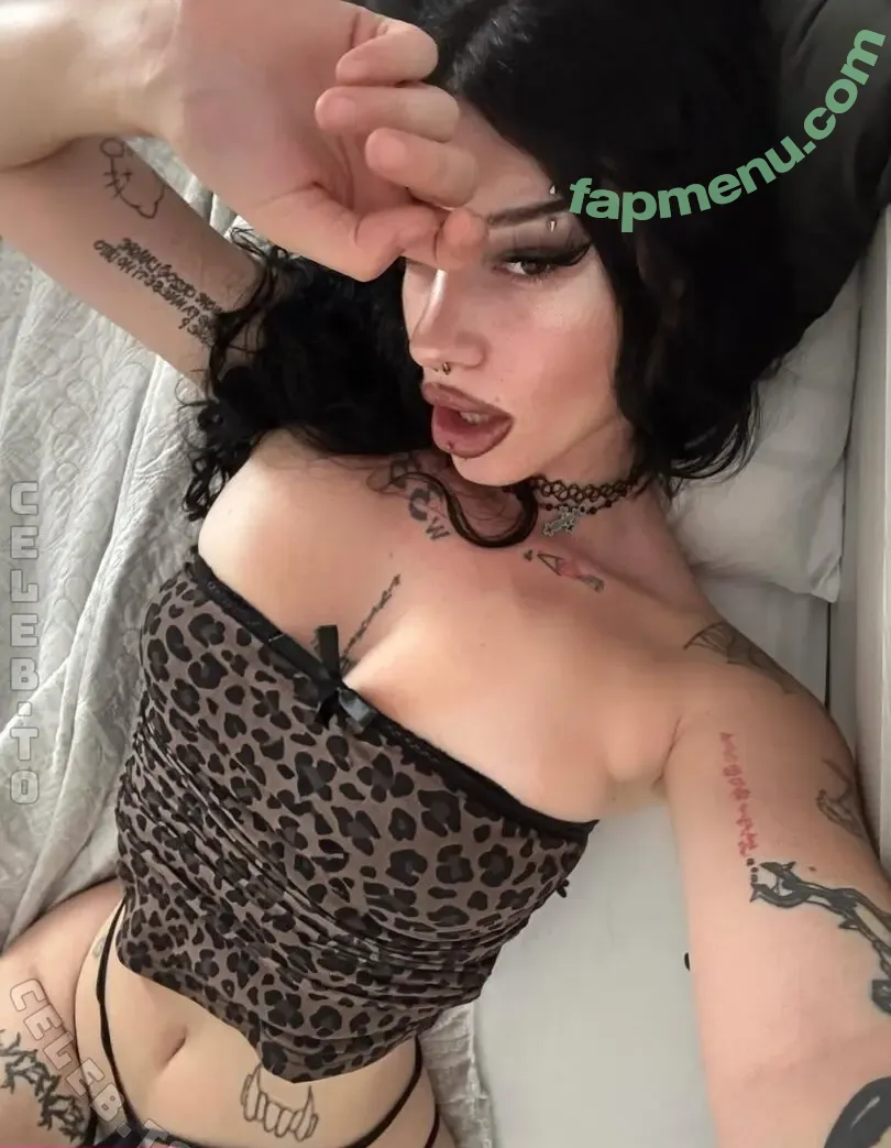 shawtysuzi nude photo #0185 (badbshawty / badbshawty333)