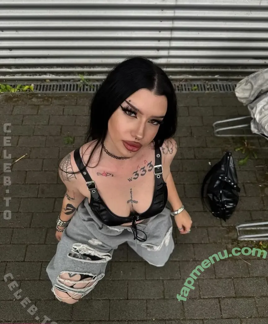 shawtysuzi nude photo #0221 (badbshawty / badbshawty333)