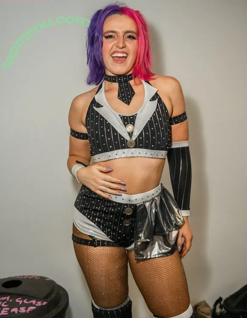 Shay Kassidy nude photo #0111 (Wrestler / shaykassidypro / shaylust)