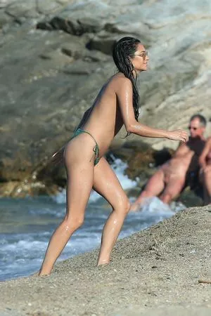 Shay Mitchell / shaymitchell nude photo #0033