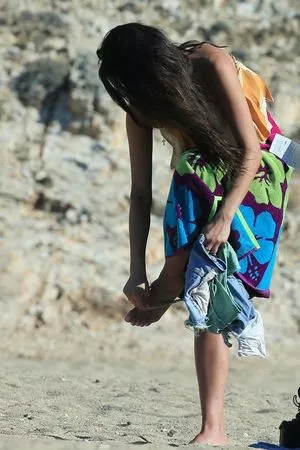 Shay Mitchell / shaymitchell nude photo #0050