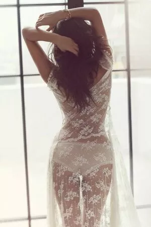 Shay Mitchell / shaymitchell nude photo #0126