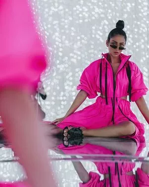 Shay Mitchell / shaymitchell nude photo #0166