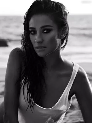 Shay Mitchell / shaymitchell nude photo #0360