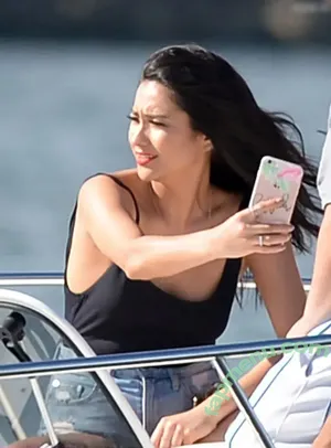Shay Mitchell / shaymitchell nude photo #0732