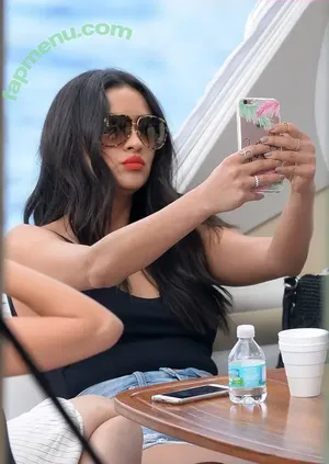 Shay Mitchell / shaymitchell nude photo #0734
