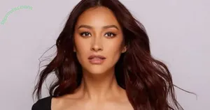 Shay Mitchell / shaymitchell nude photo #0822