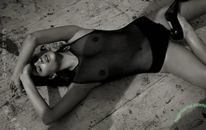 Shay Mitchell / OfficialShayMitchell / shaymitchell nude photo #0887