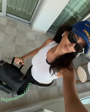 Shay Mitchell / OfficialShayMitchell / shaymitchell nude photo #0900