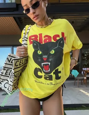 Shay Mitchell / OfficialShayMitchell / shaymitchell nude photo #0907