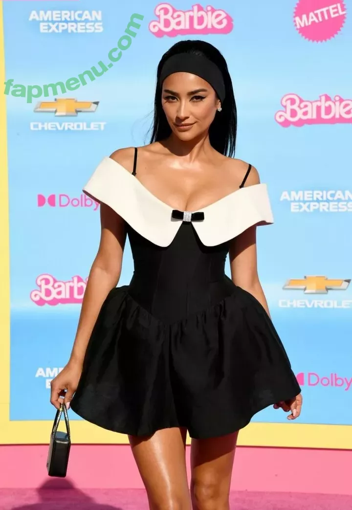 Shay Mitchell nude photo #0244 (shaymitchell)